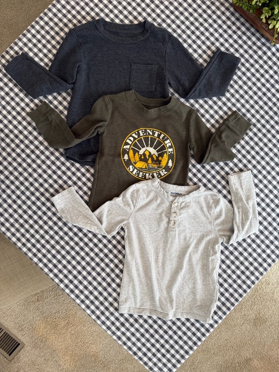 Old Navy Other - Bundle of boys Long-Sleeve Tees size 4 cozy & soft excellent condition